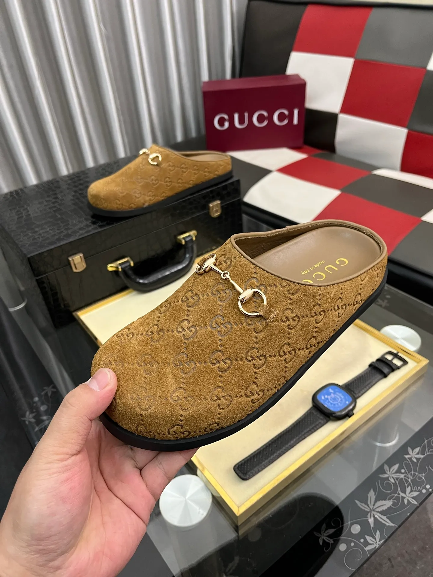 Ex-factory price: 420⌚️⌚️[Gucci] 2025 new season half-slip men's shoes, made of Italian imported first-layer frosted cowhide➕sheepskin lining, original hardware buckle, original combination wear-resistant outsole, real shot 🎬 Very comfortable on the feet, size 38-44